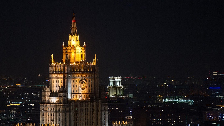 Россия добавила пятерых представителей британских СМИ в стоп-лист