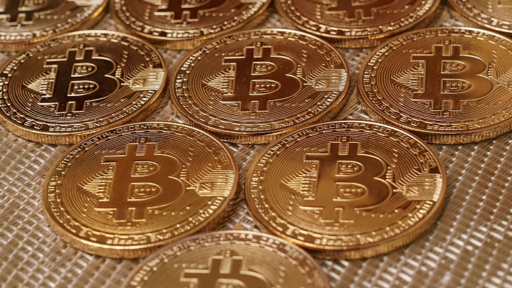 Стоимость биткоина превысила 120 тысяч долларов