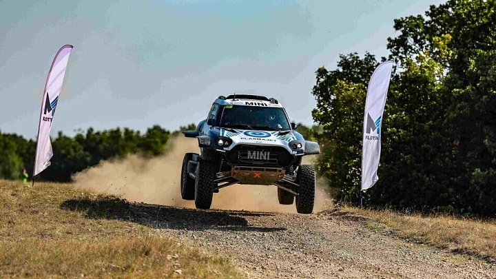 Кротов и Жильцов стали 21-ми на шестом этапе "Дакара" 