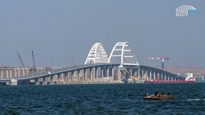 Движение на Крымском мосту восстановлено