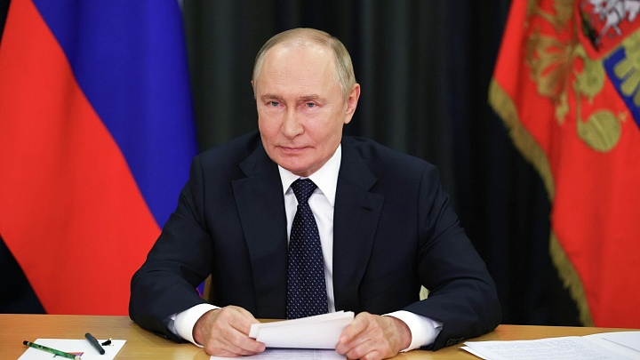Путин поздравил "Авиастар" с юбилеем 50 лет