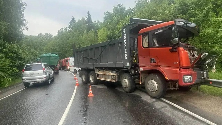 Количество пострадавших в аварии с грузовиком и маршруткой в Одинцово увеличилось до 14